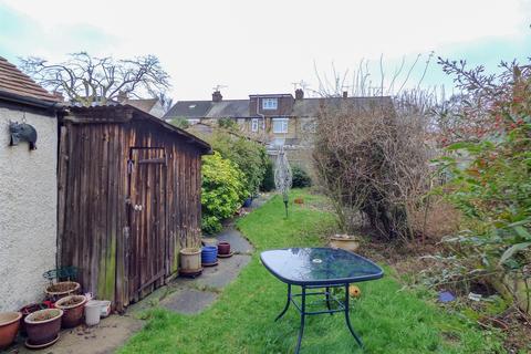 3 Ferndale Road, Gravesend, DA12 5AF