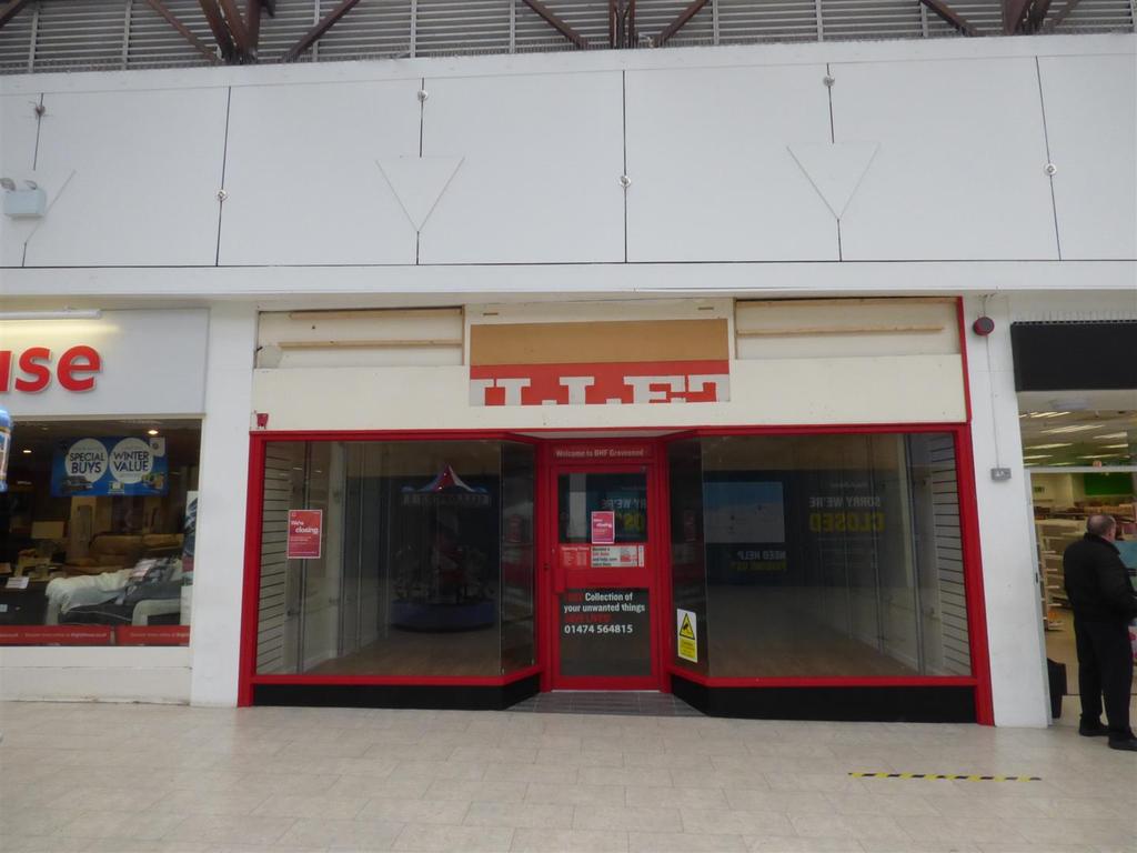 Thamesgate Shopping Centre, Gravesend, Kent Retail property (high street) £3,125 pcm (£721 pw) Thamesgate Shopping Centre, Gravesend, Kent Retail property (high street) £3,125 pcm (£721 pw)