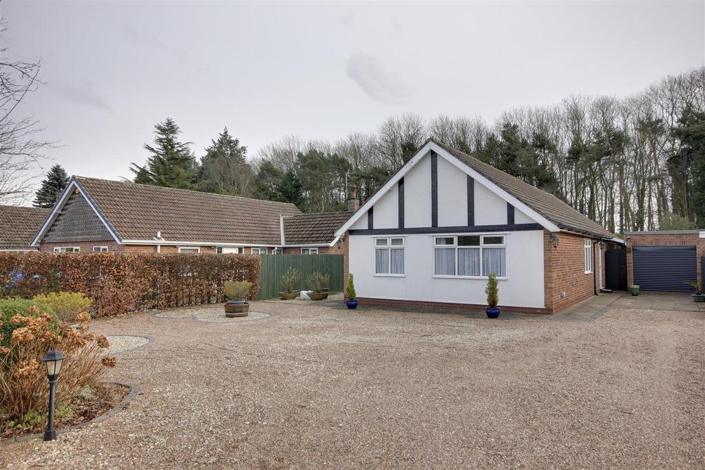 Mill Road, Swanland 3 bed detached bungalow £379,950