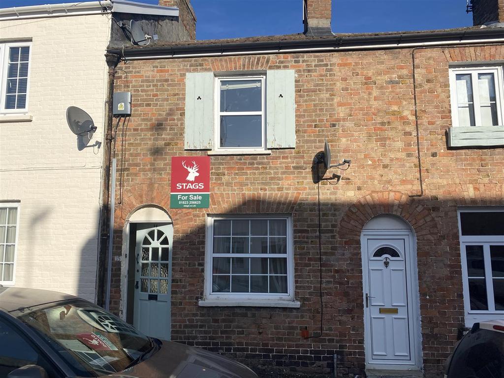 Westgate Street, Taunton 2 bed terraced house £725 pcm (£167 pw)