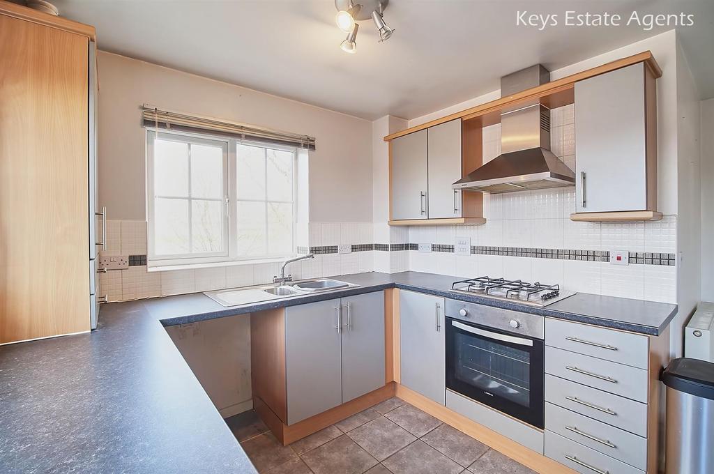 Kitchen Ang1.jpg