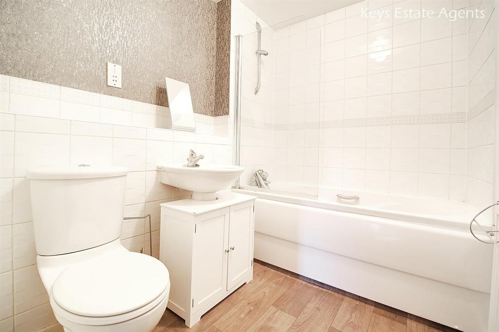 Bathroom.jpg
