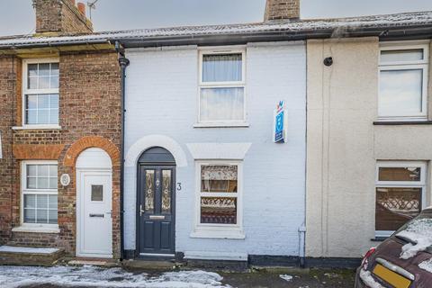 3, Bridge Cottages Barrow Green, Teynham, Sittingbourne, ME9 9ED