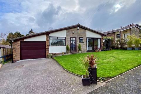 2 Ridgeway Close, Hyde Lea, Stafford, ST18 9BE