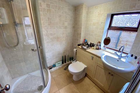 2 Ridgeway Close, Hyde Lea, Stafford, ST18 9BE