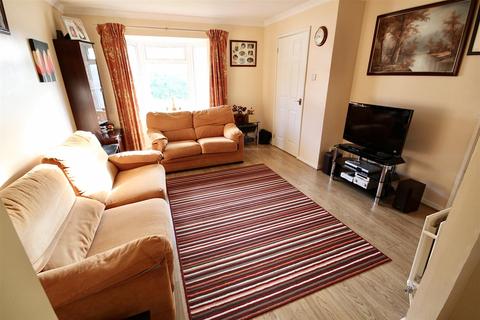 1 Harvester Close, Middleleaze, Swindon, SN5 5GJ