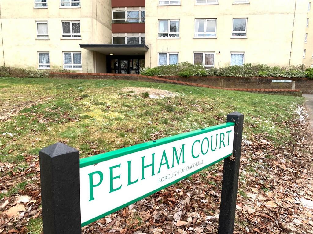 15 Pelham Sign.jpg