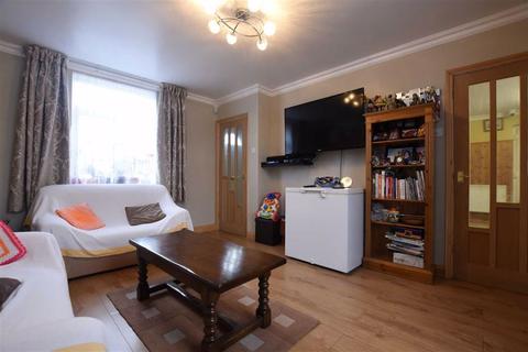 14 Broadway, Wellingborough, NN8 2DG