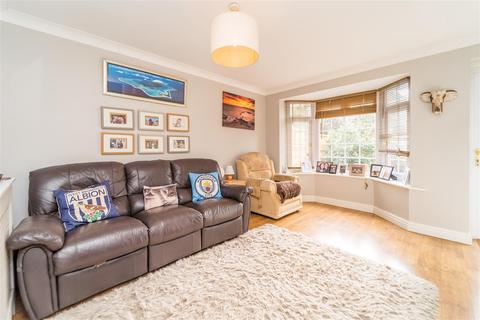 11 Abbotswood Close, Winyates, Redditch, B98 0QD