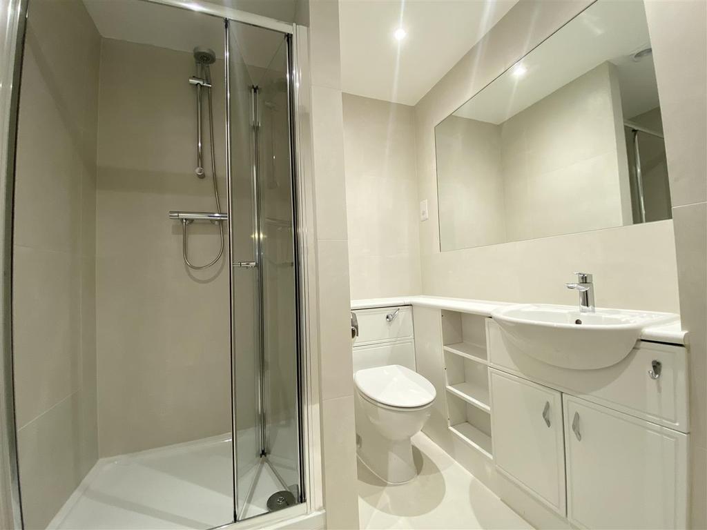 Ensuite.jpg