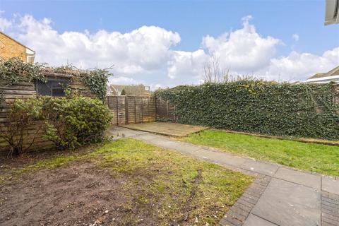 45 Cecil Road, Lancing, BN15 8HP