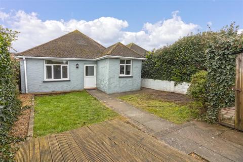 45 Cecil Road, Lancing, BN15 8HP