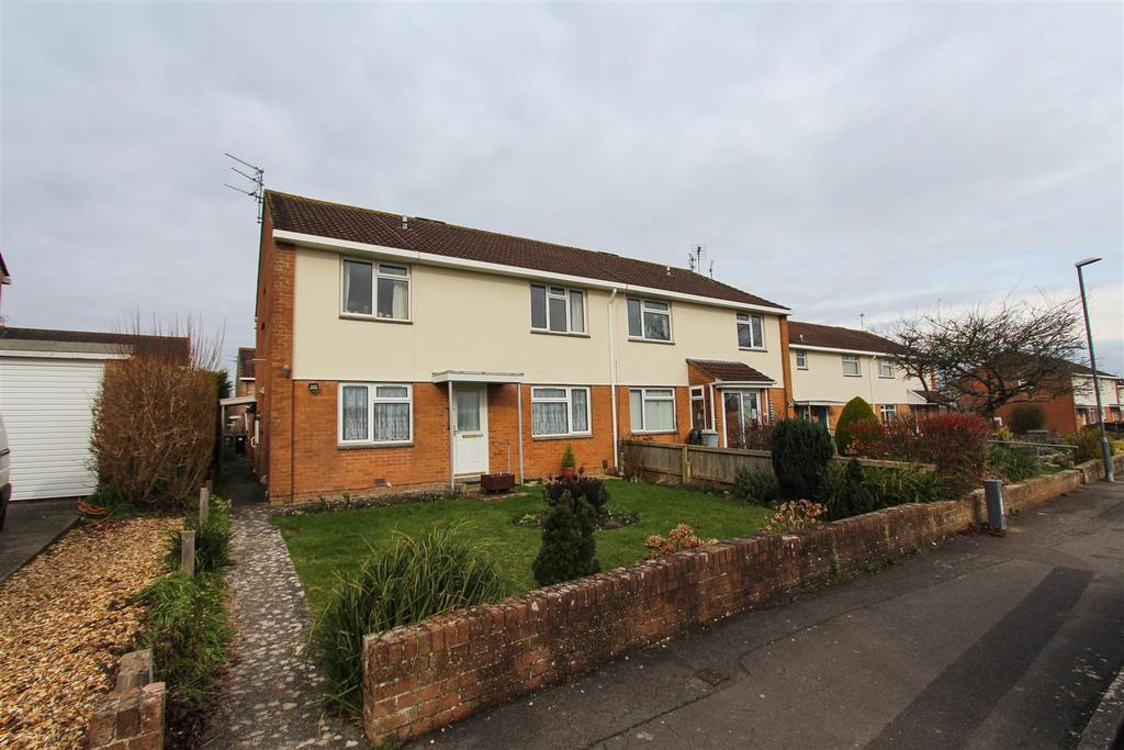 St. Clements Road, Keynsham, Bristol 2 bed flat £165,000