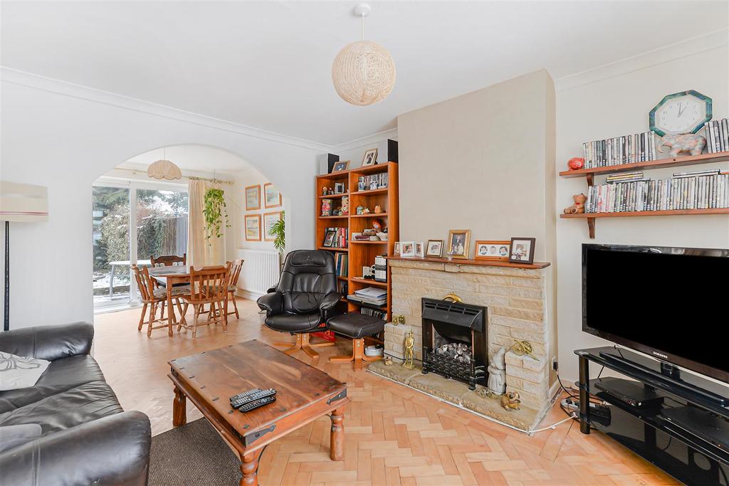Allington Road, Paddock Wood, Tonbridge 3 bed semidetached house £