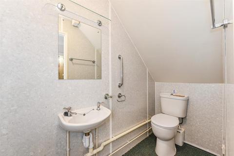 38 Borkum Close, Andover, SP10 4LE