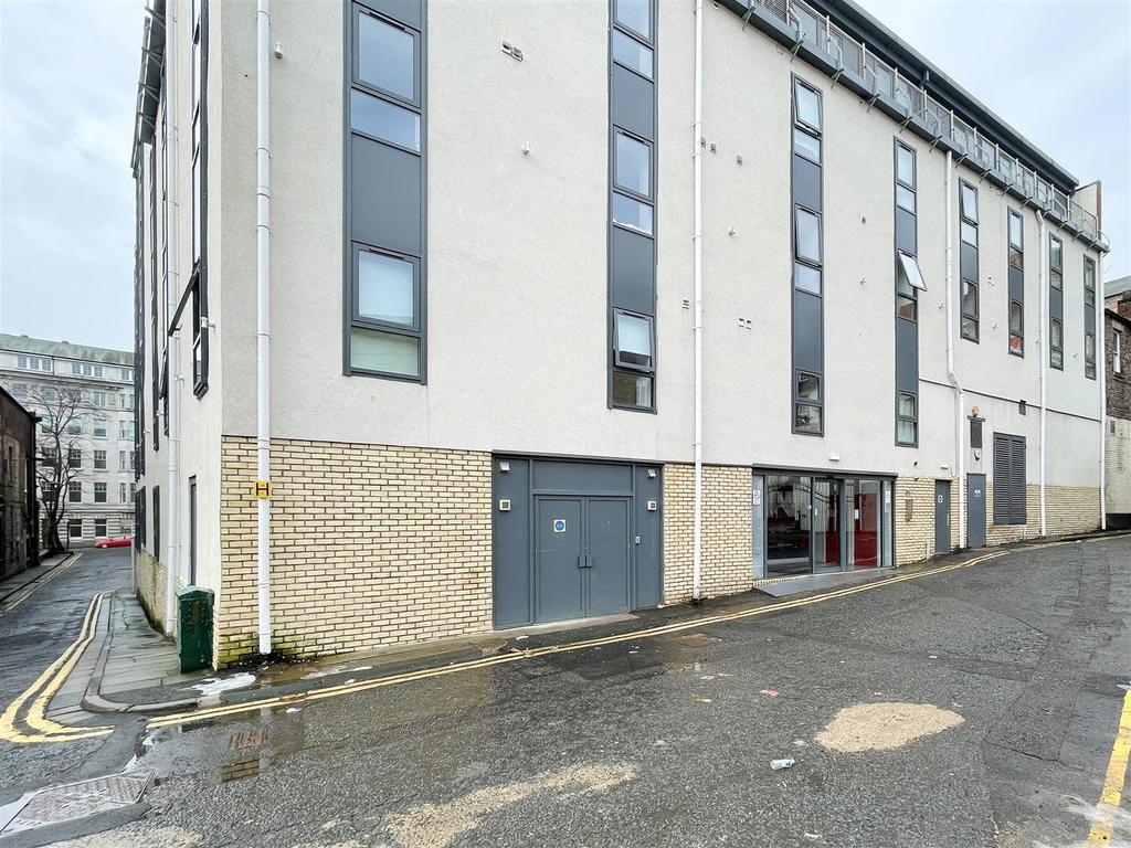 Falconars House, Newcastle Upon Tyne 2 bed apartment £1,050 pcm (£242 pw)