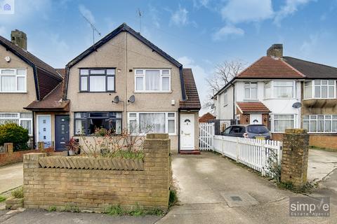 7 Waverley Close, Hayes, UB3 4AJ