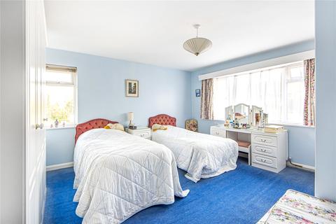 34 Copt Elm Close, Charlton Kings, Cheltenham, GL53 8AE