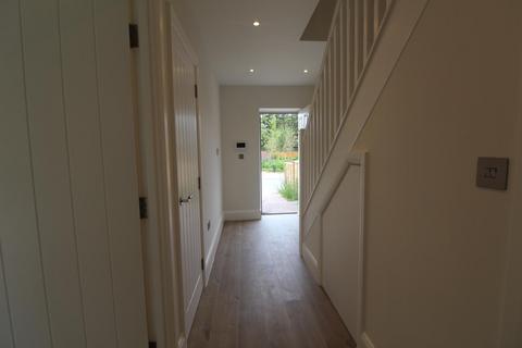 3 bedroom terraced house to rent, St Albans, Hertfordshire