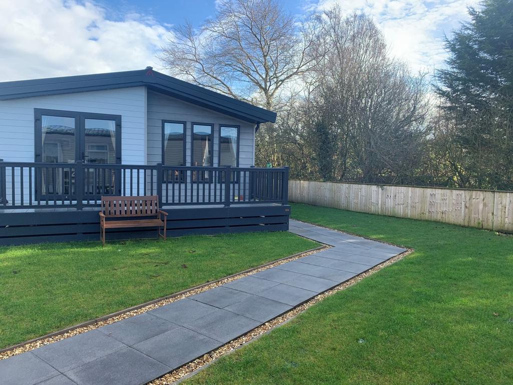 Sunset Park Holiday Village, Sower Carr Lane, Hambleton, Lancashire