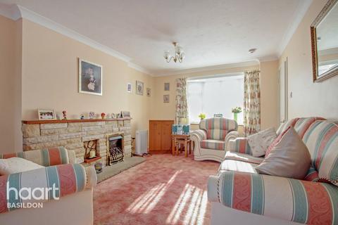 40 Codenham Straight, Basildon, SS16 5DH