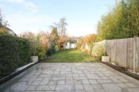 27 Lime Grove, New Malden, KT3 3TW