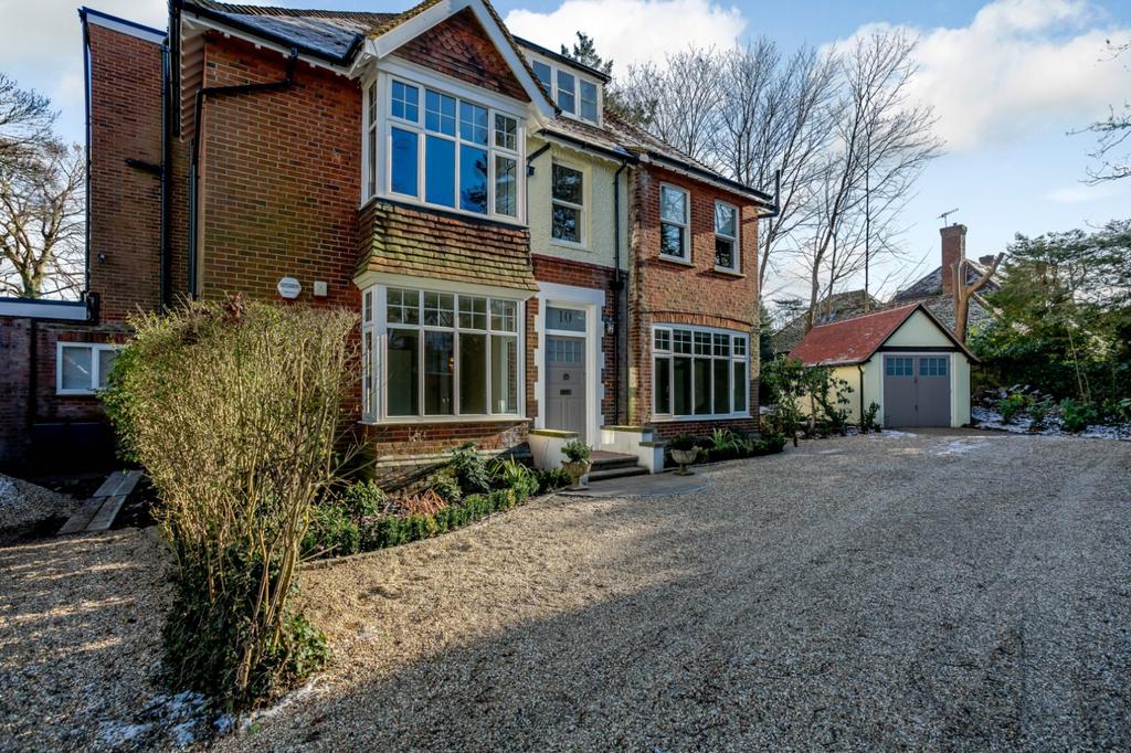 Aldersey Road, Guildford 3 bed flat £1,100,000