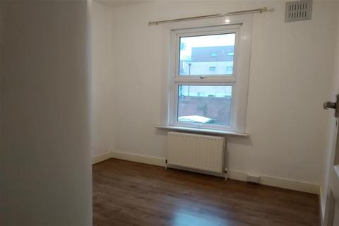 18 Colvin Road, Thornton Heath, CR7 6AB