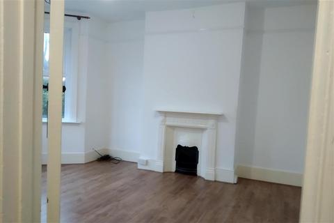 18 Colvin Road, Thornton Heath, CR7 6AB