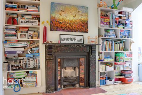 44 Worlingham Road, London, SE22 9HD