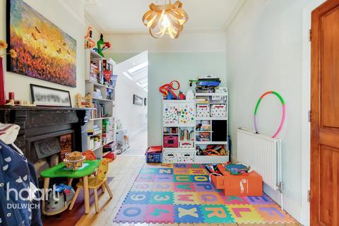 44 Worlingham Road, London, SE22 9HD