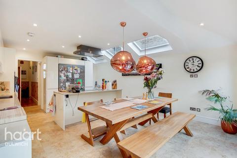 44 Worlingham Road, London, SE22 9HD