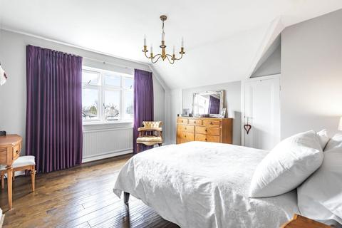 56 West Common Road, Bromley, BR2 7BX