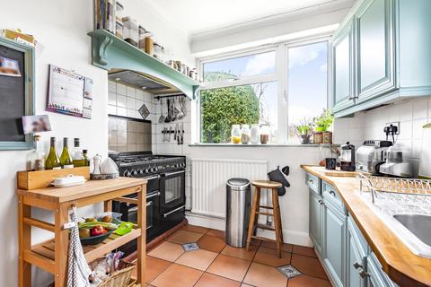 56 West Common Road, Bromley, BR2 7BX