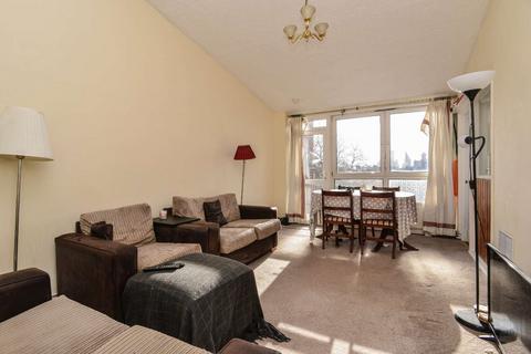 3 bedroom flat to rent, Dodson Street, Waterloo, London