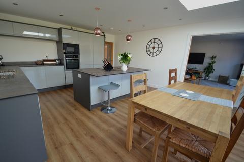 6 Bognor Road, Broadstone, BH18 9HA