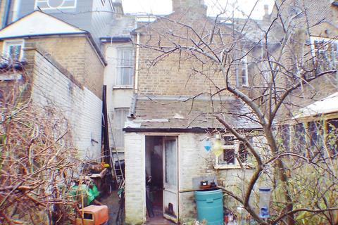 5 Grove Road, Brentford, TW8 9NT