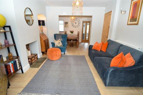 1 Greenoak Crescent, Birmingham, B30 2TD