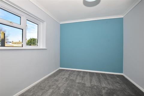38 Leander Road, Rochester, ME1 2UQ
