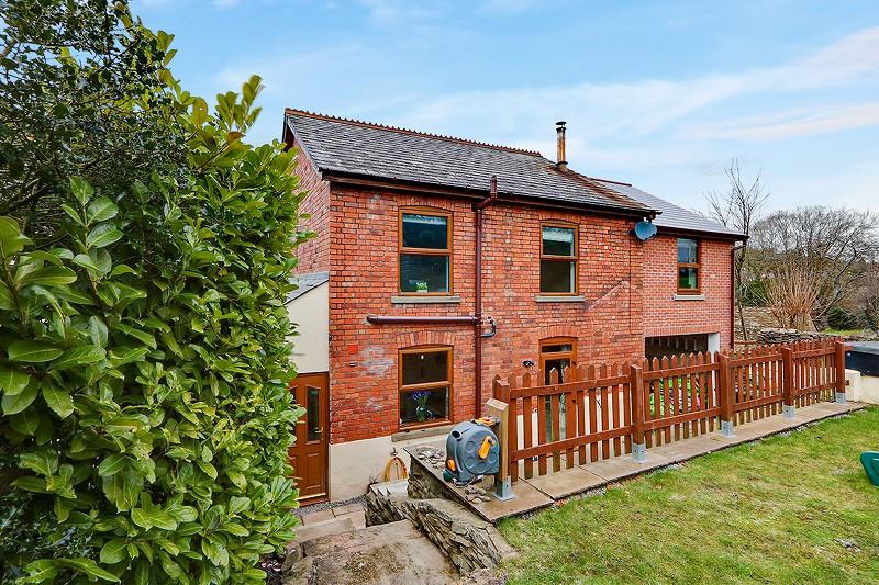 Upper Road, Pillowell, Lydney, Gloucestershire. GL15 4RA 4 bed detached ...