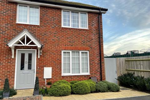 11 Bennett Gardens, Ferring, Worthing, BN12 6FL