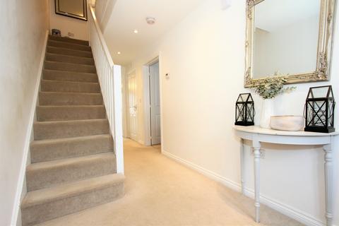 11 Bennett Gardens, Ferring, Worthing, BN12 6FL