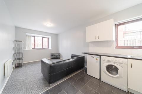27 Gillott Road, Sheffield, S6 1JQ