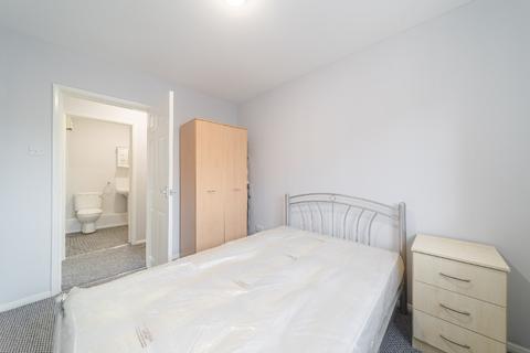 27 Gillott Road, Sheffield, S6 1JQ