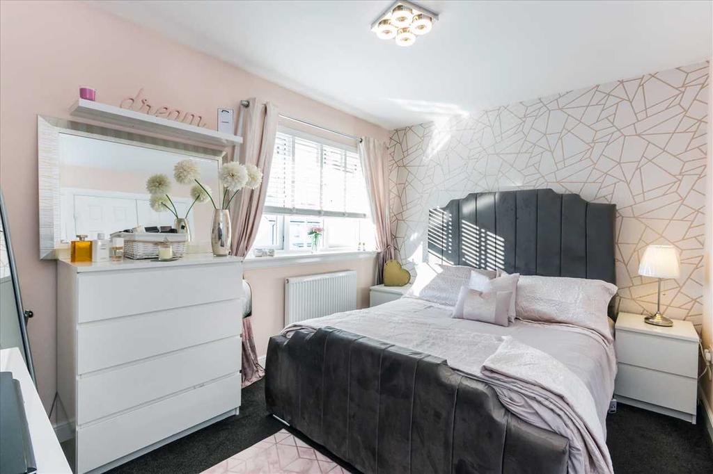 Bedroom One (1)