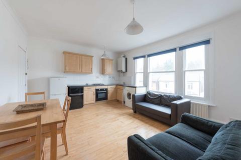 2 bedroom apartment to rent, Norwood Road, Herne Hill