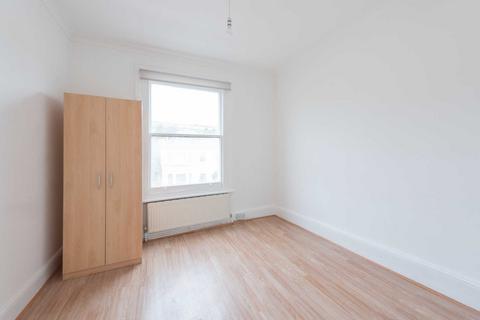 2 bedroom apartment to rent, Norwood Road, Herne Hill