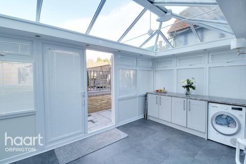 36 Poverest Road, Orpington, BR5 2DG