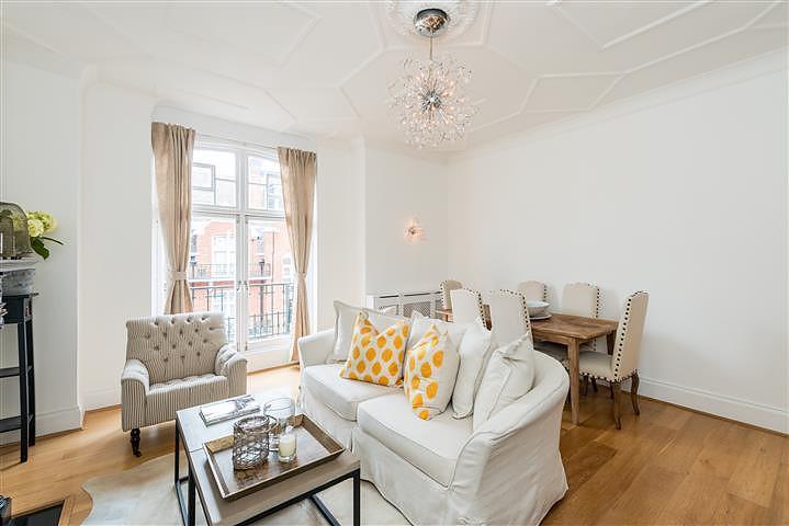 Reception room