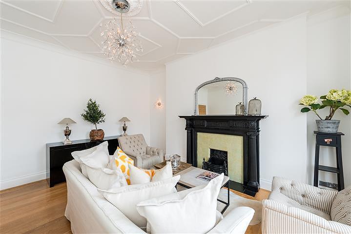 Reception room